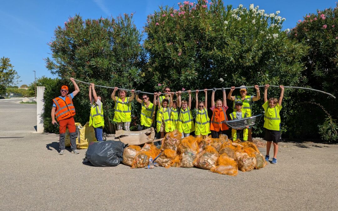 Clean Up Day au Thor : 105 kg de déchets, 11 héros, et… une calandre de voiture